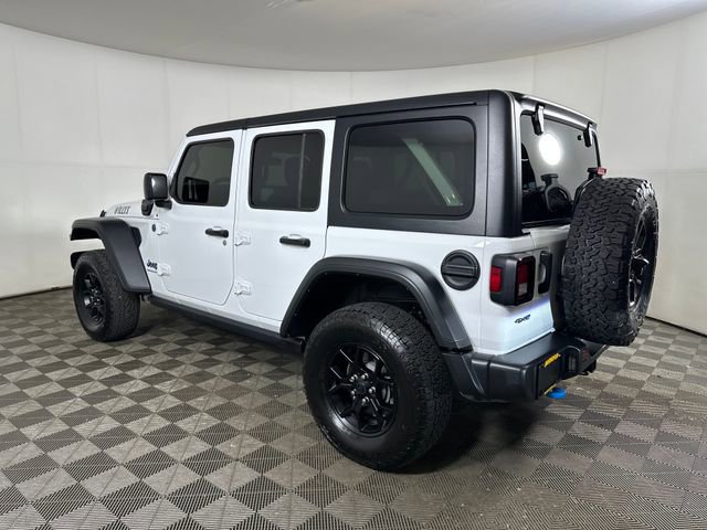 Used 2024 Jeep Wrangler Unlimited image 5