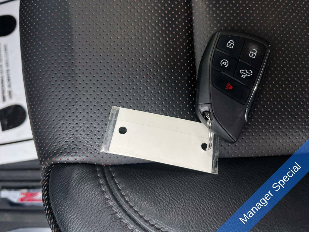 Used 2024 Chevrolet Silverado 3500 High Country w/ High Country Premium Package AWD/4WD image 17