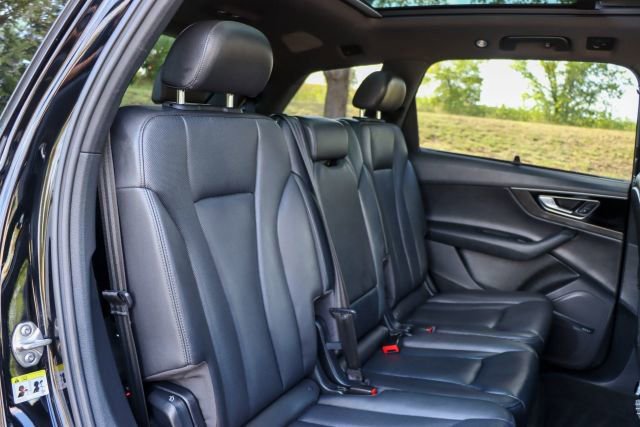 Used 2018 Audi Q7 3.0T Prestige w/ Prestige Package image 31