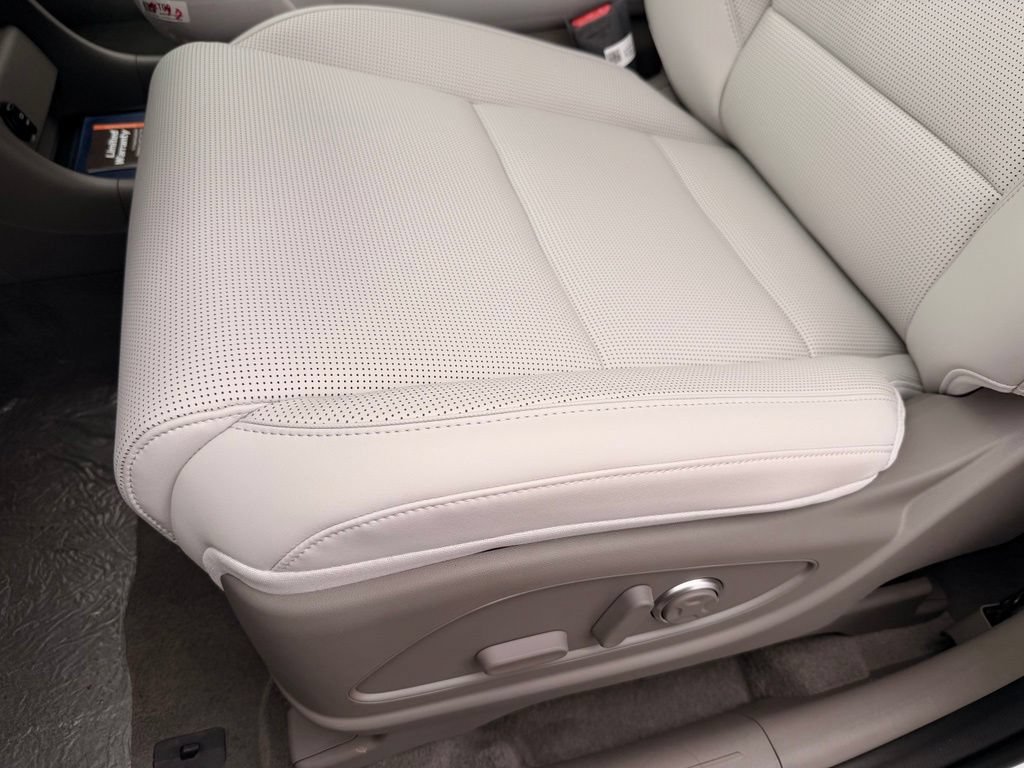 New 2026 Hyundai Palisade SEL Premium w/ Tow & Go Package FWD image 21
