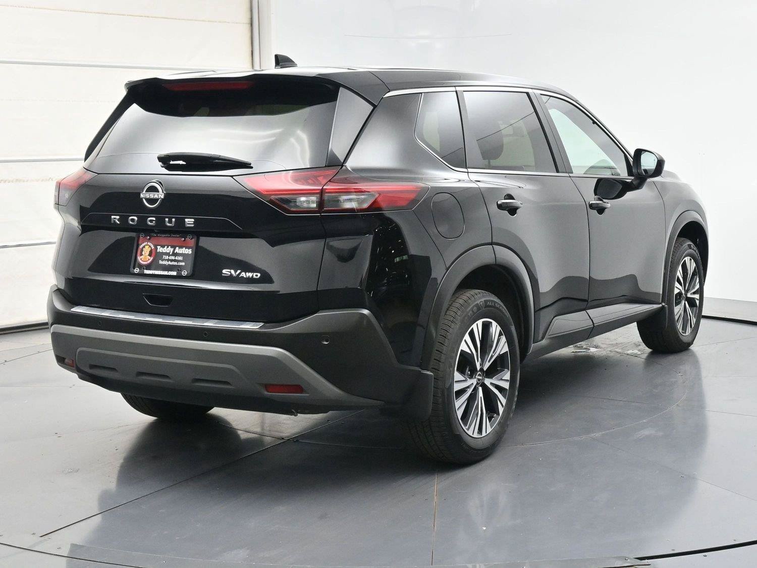 Used 2023 Nissan Rogue SV AWD/4WD image 45