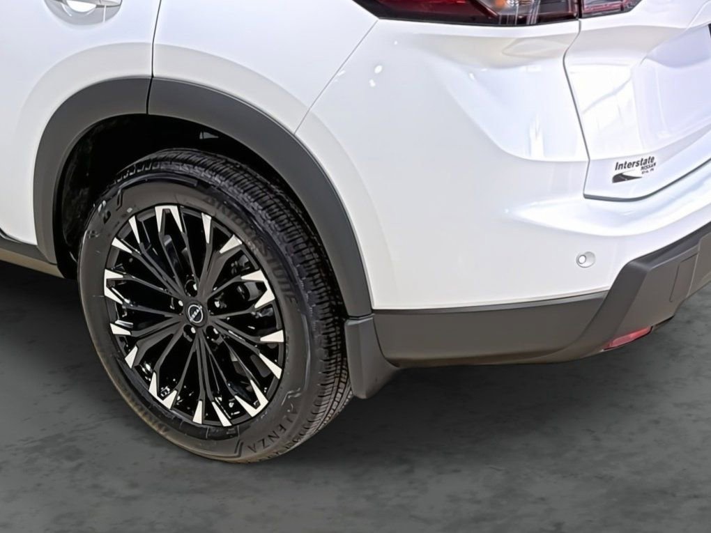 New 2026 Nissan Rogue SV AWD/4WD image 9