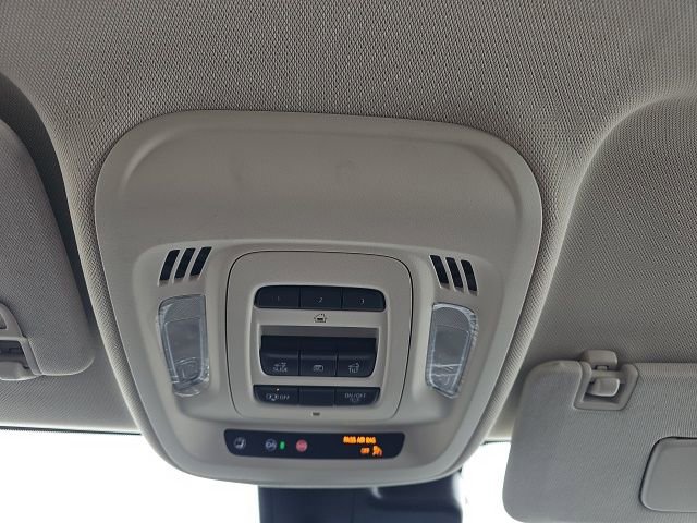 Used 2023 Buick Envision Avenir AWD/4WD image 28