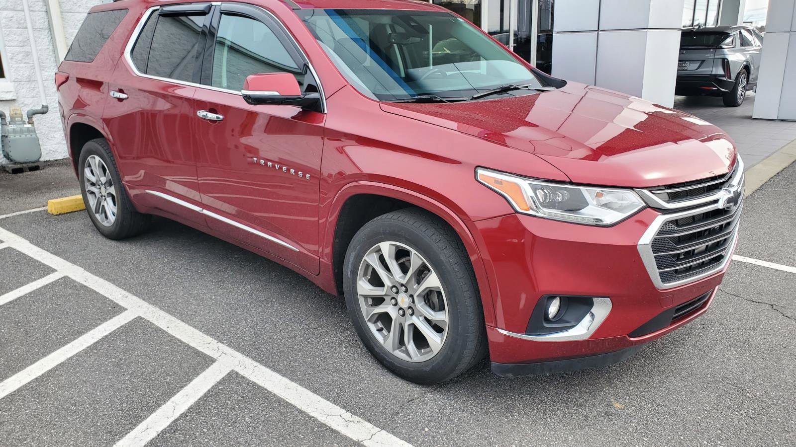 Used 2020 Chevrolet Traverse Premier w/ LPO, Floor Liner Package image 2