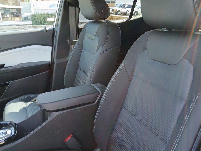 New 2026 Chevrolet Trax LT w/ Driver Confidence Package FWD image 21