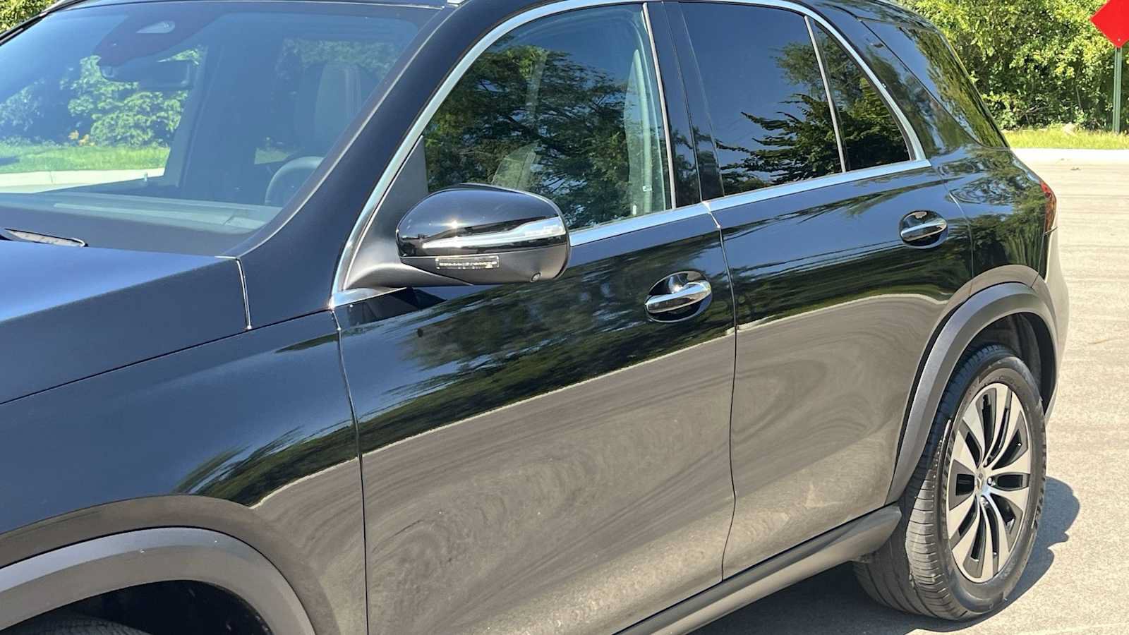 Used 2025 Mercedes-Benz GLE 350 4MATIC image 15