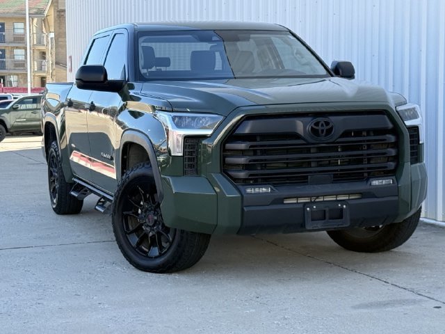 Used 2023 Toyota Tundra SR5 AWD/4WD image 2
