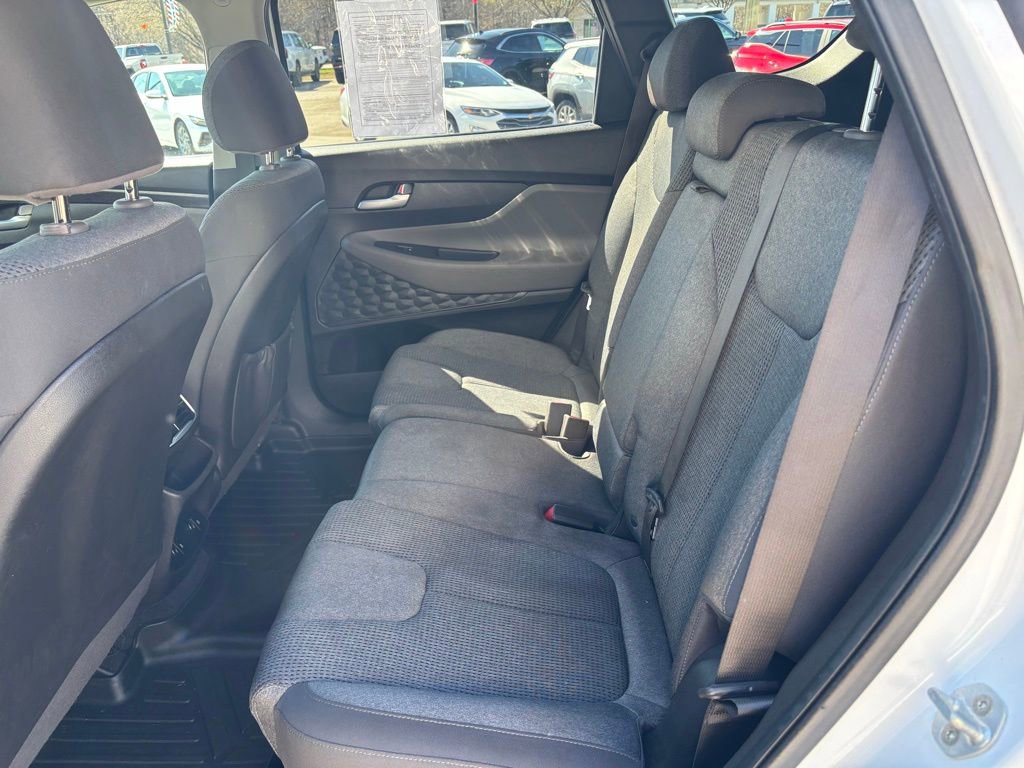 Used 2019 Hyundai Santa Fe SEL AWD/4WD image 13