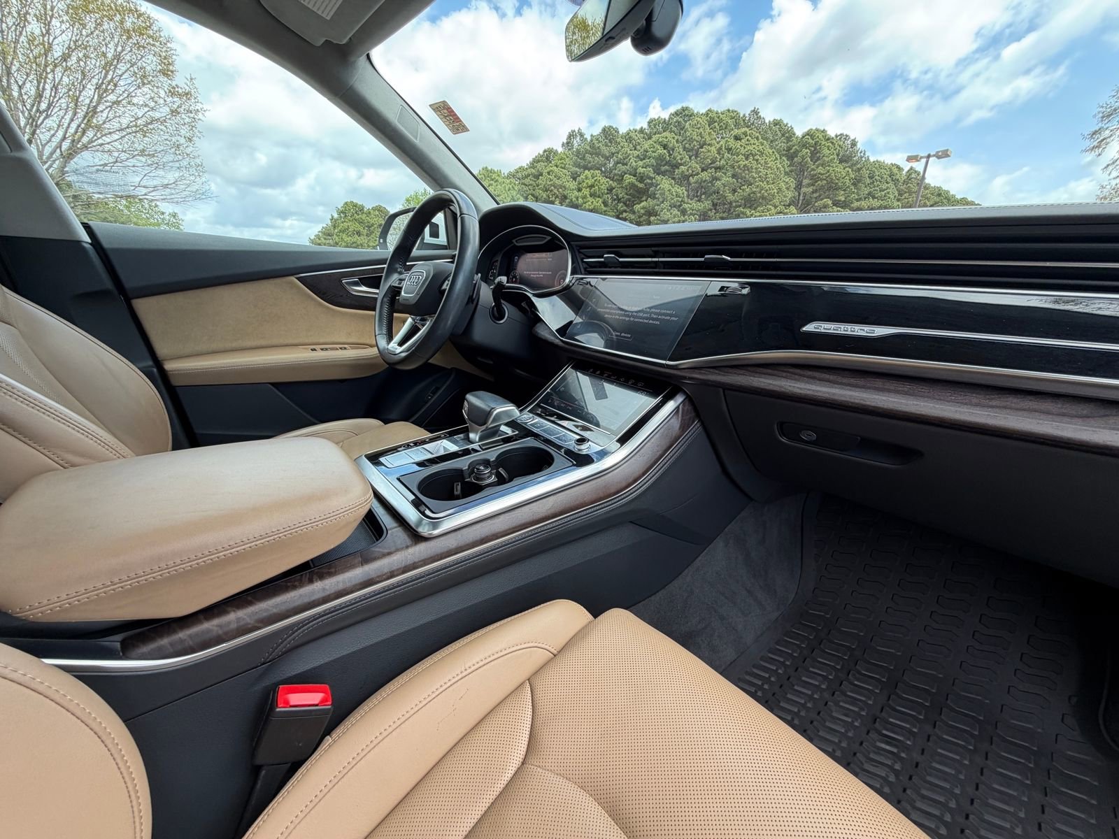 Used 2019 Audi Q8 Prestige image 19