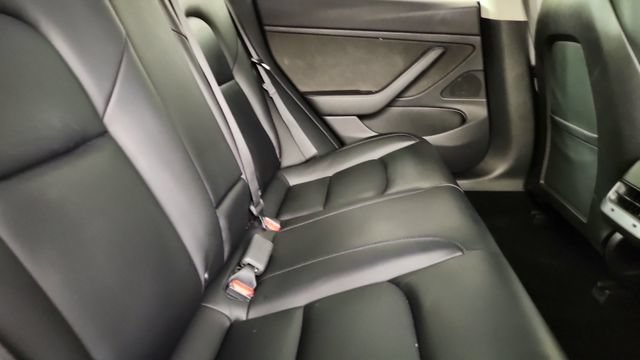 Used 2019 Tesla Model 3 RWD image 27