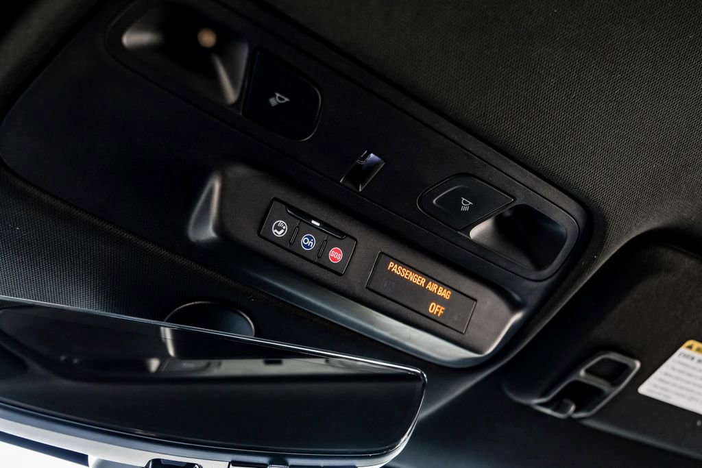 Used 2019 Chevrolet Camaro ZL1 image 22