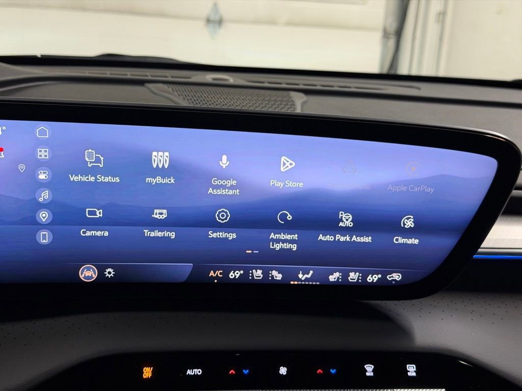 Used 2026 Buick Enclave Avenir w/ Super Cruise Package image 41