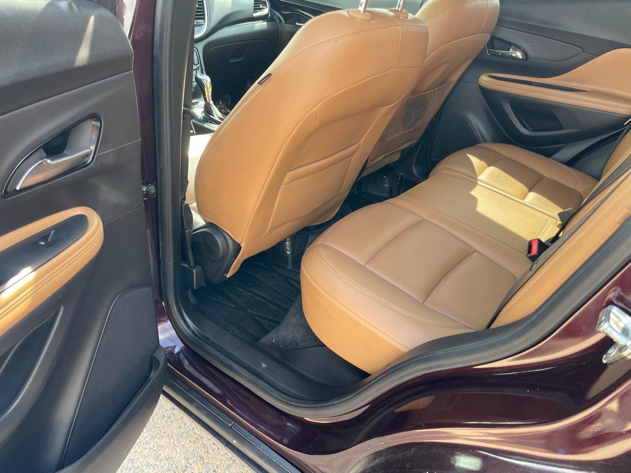 Used 2017 Buick Encore Essence FWD image 23