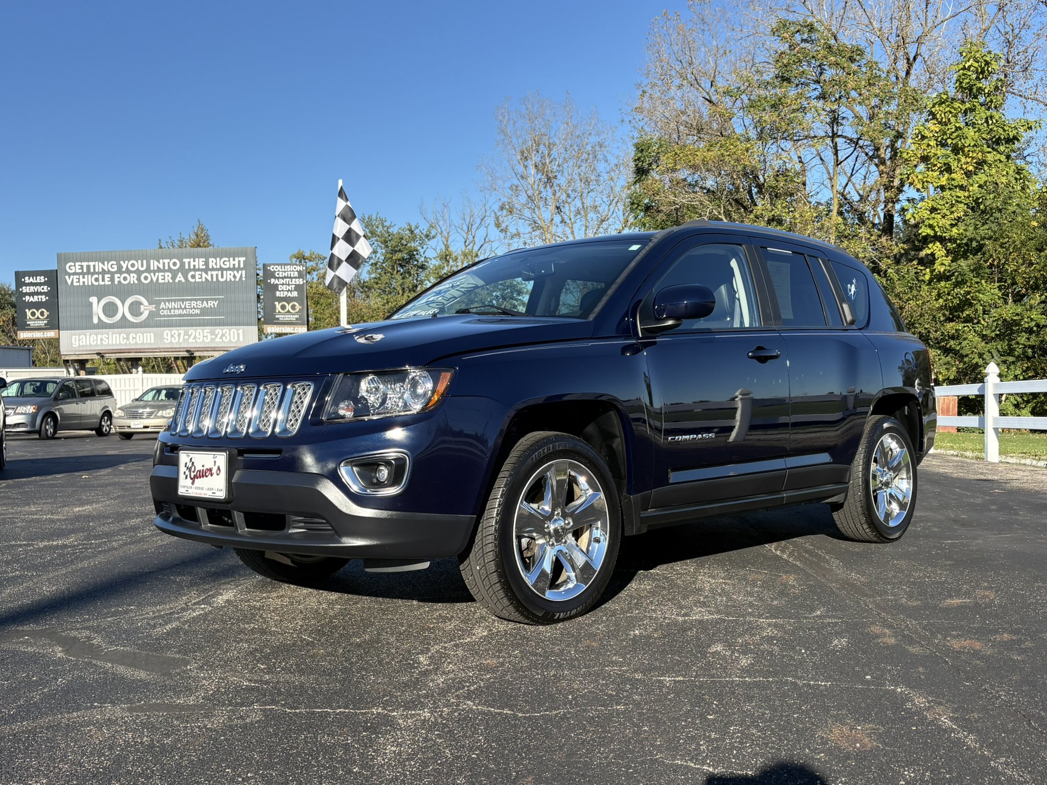 Used 2014 Jeep Compass Limited w/ Premium Sound Group AWD/4WD image 2