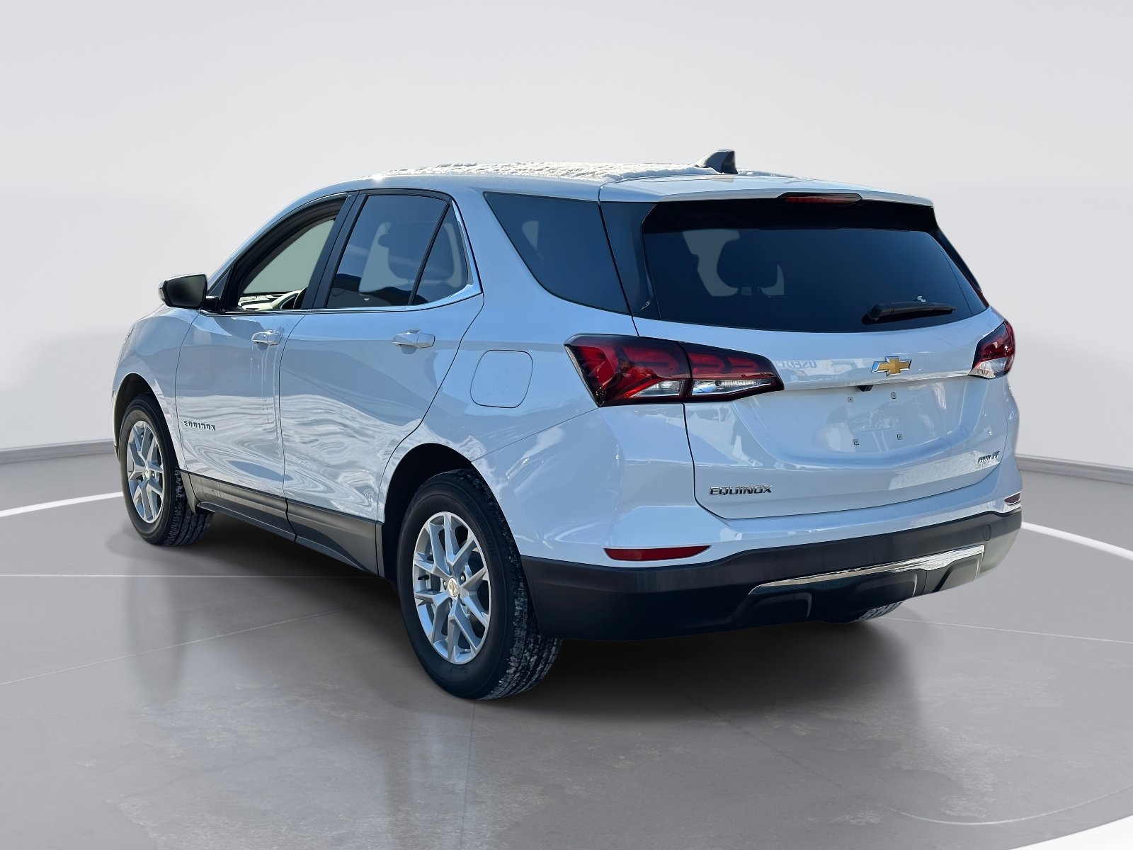 Used 2023 Chevrolet Equinox LT image 7