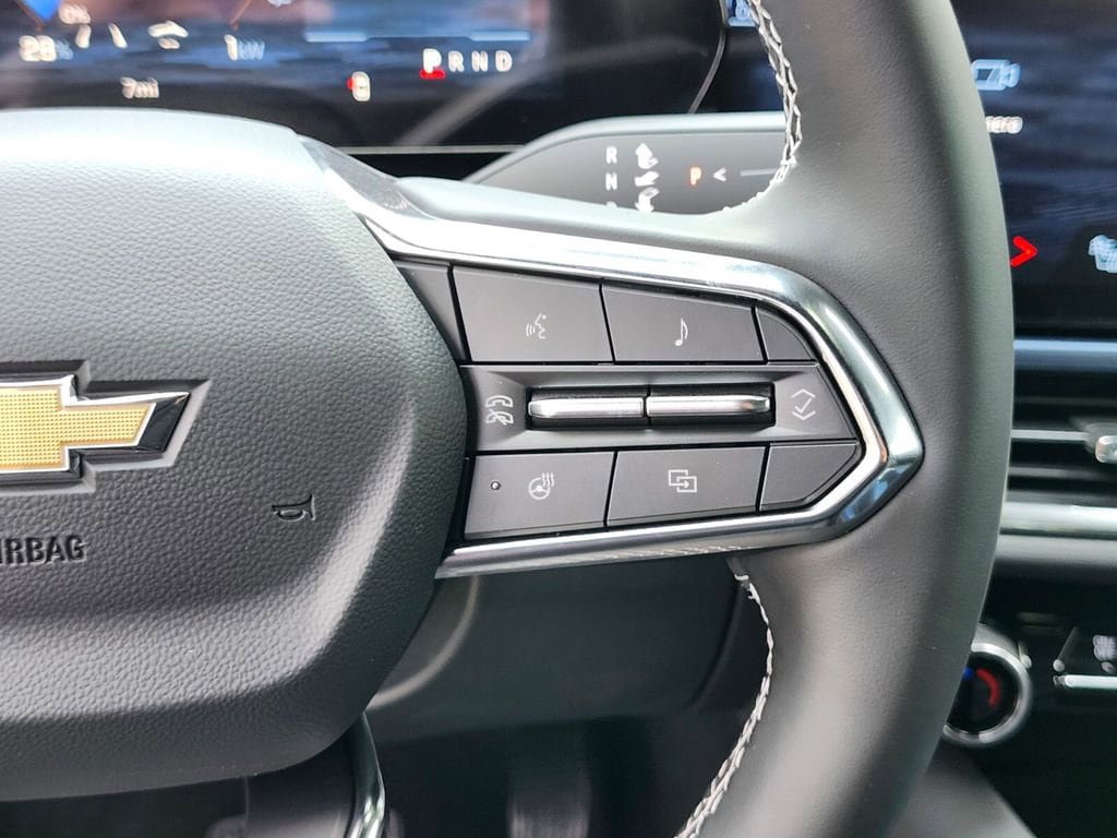New 2026 Chevrolet Equinox EV LT AWD/4WD image 26