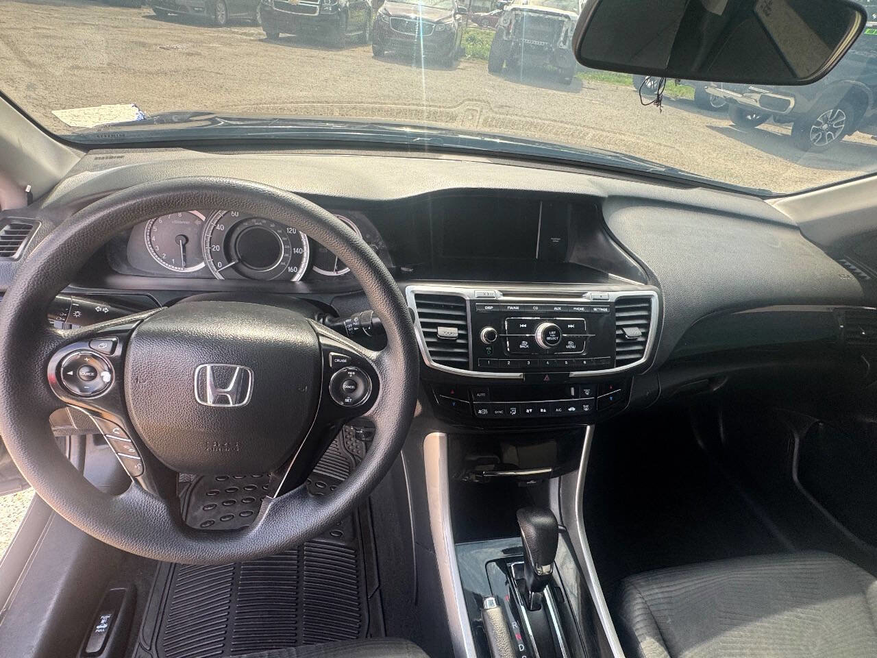 Used 2016 Honda Accord LX image 10