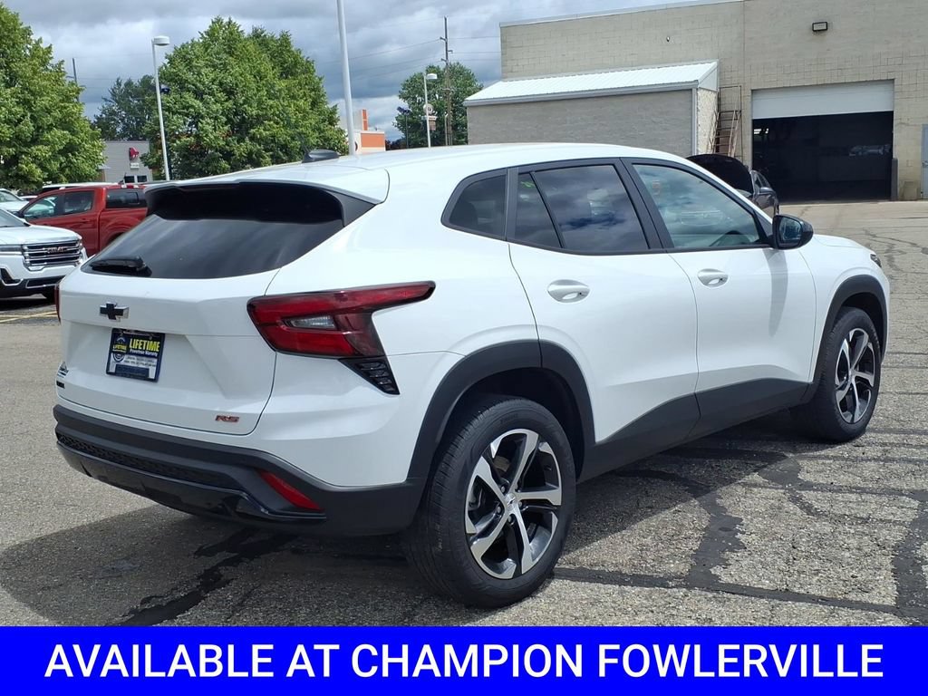 Used 2024 Chevrolet Trax RS w/ Driver Confidence Package FWD image 7