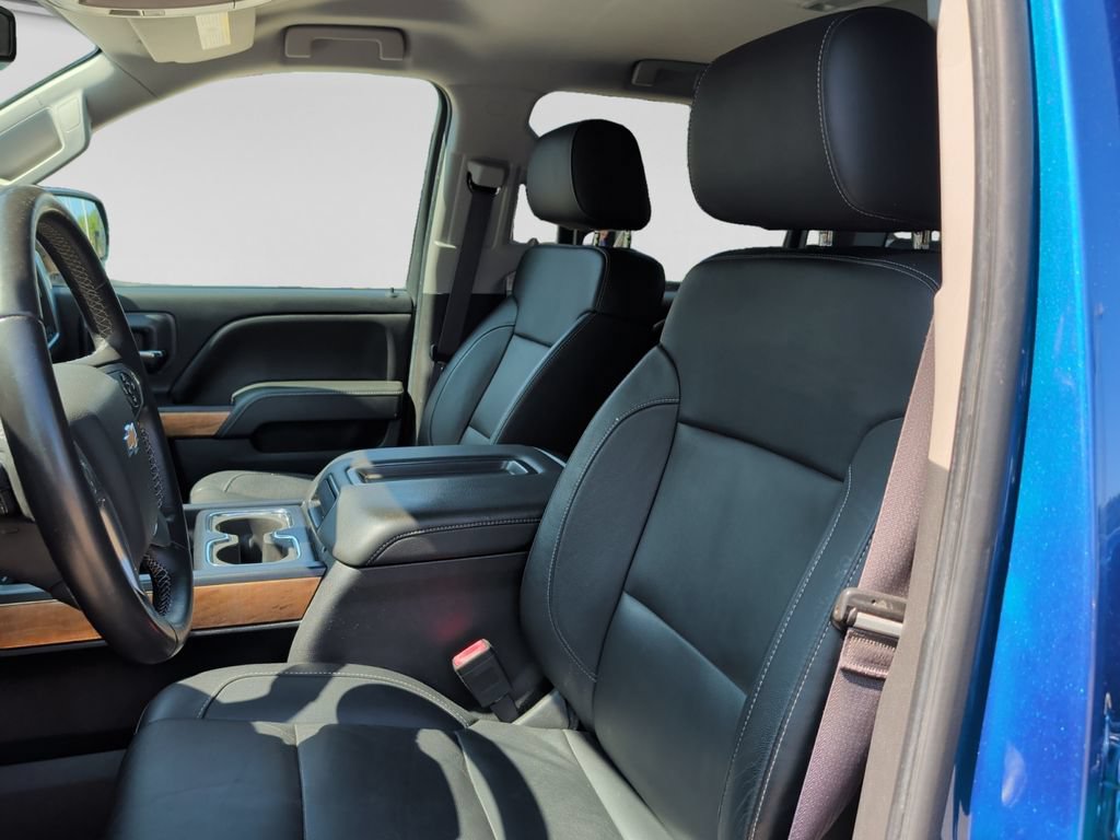 Used 2015 Chevrolet Silverado 1500 LTZ AWD/4WD image 17