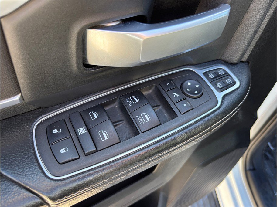 Used 2024 RAM 2500 Big Horn AWD/4WD image 19