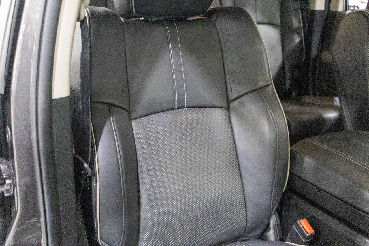 Used 2015 RAM 2500 Limited image 36