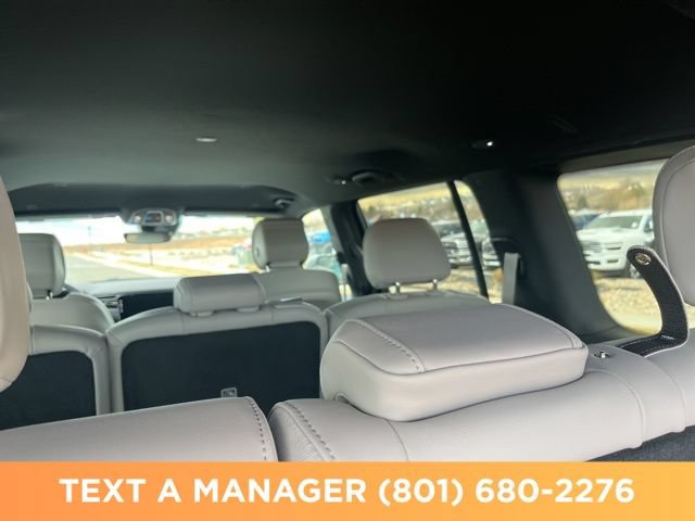 New 2026 Jeep Grand Wagoneer 4WD w/ 8-Passenger Seating Package image 13