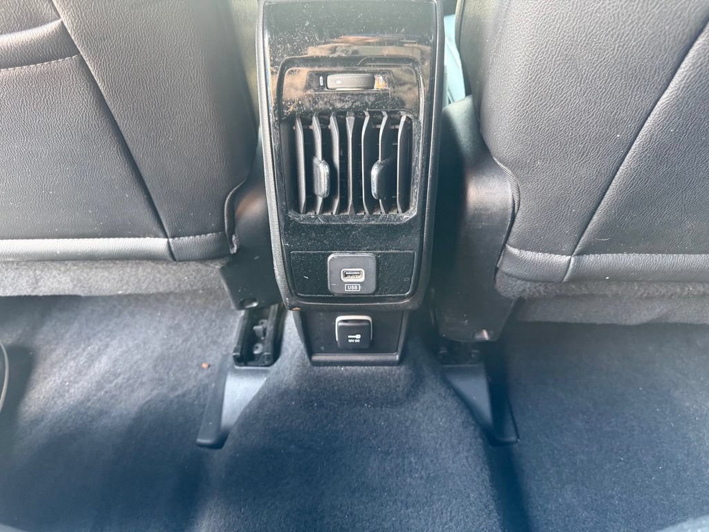 Used 2024 Jeep Compass Latitude AWD/4WD image 33