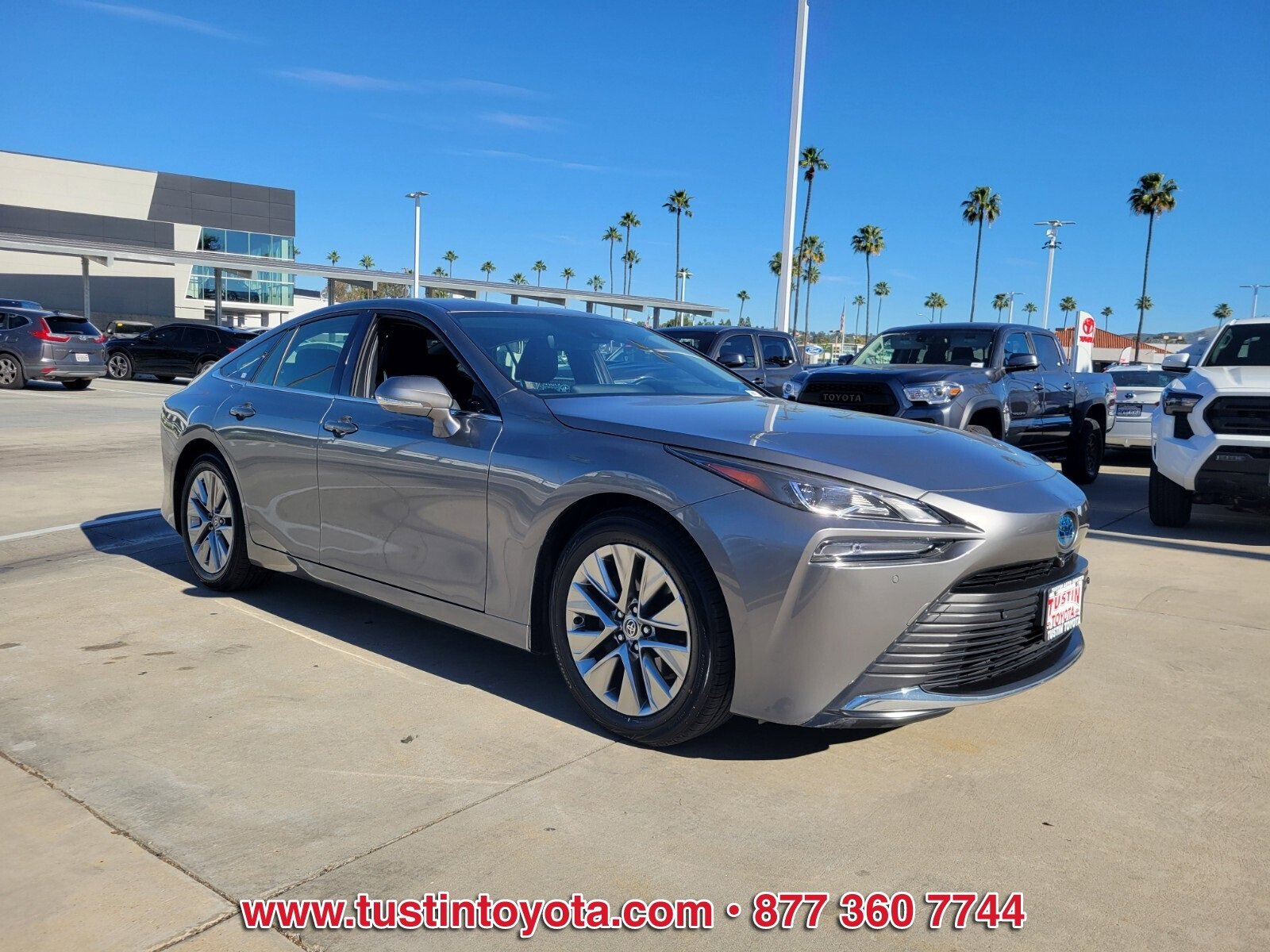 Certified 2022 Toyota Mirai XLE image 2