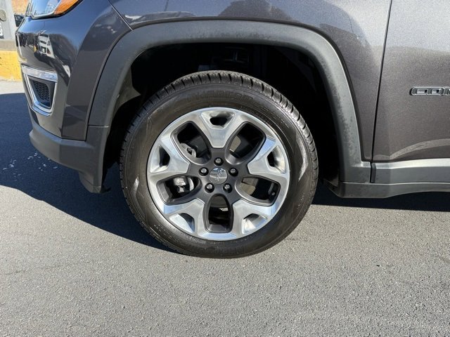 Used 2018 Jeep Compass Limited w/ Navigation Group image 9