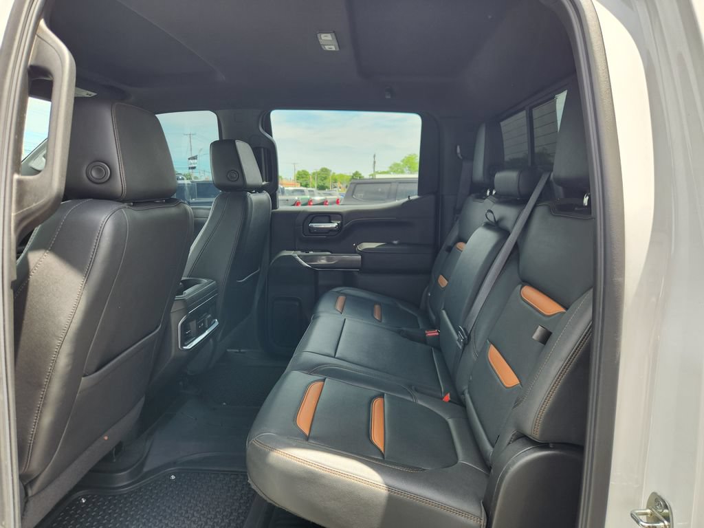 Used 2022 GMC Sierra 1500 AT4 w/ AT4 Preferred Package AWD/4WD image 15
