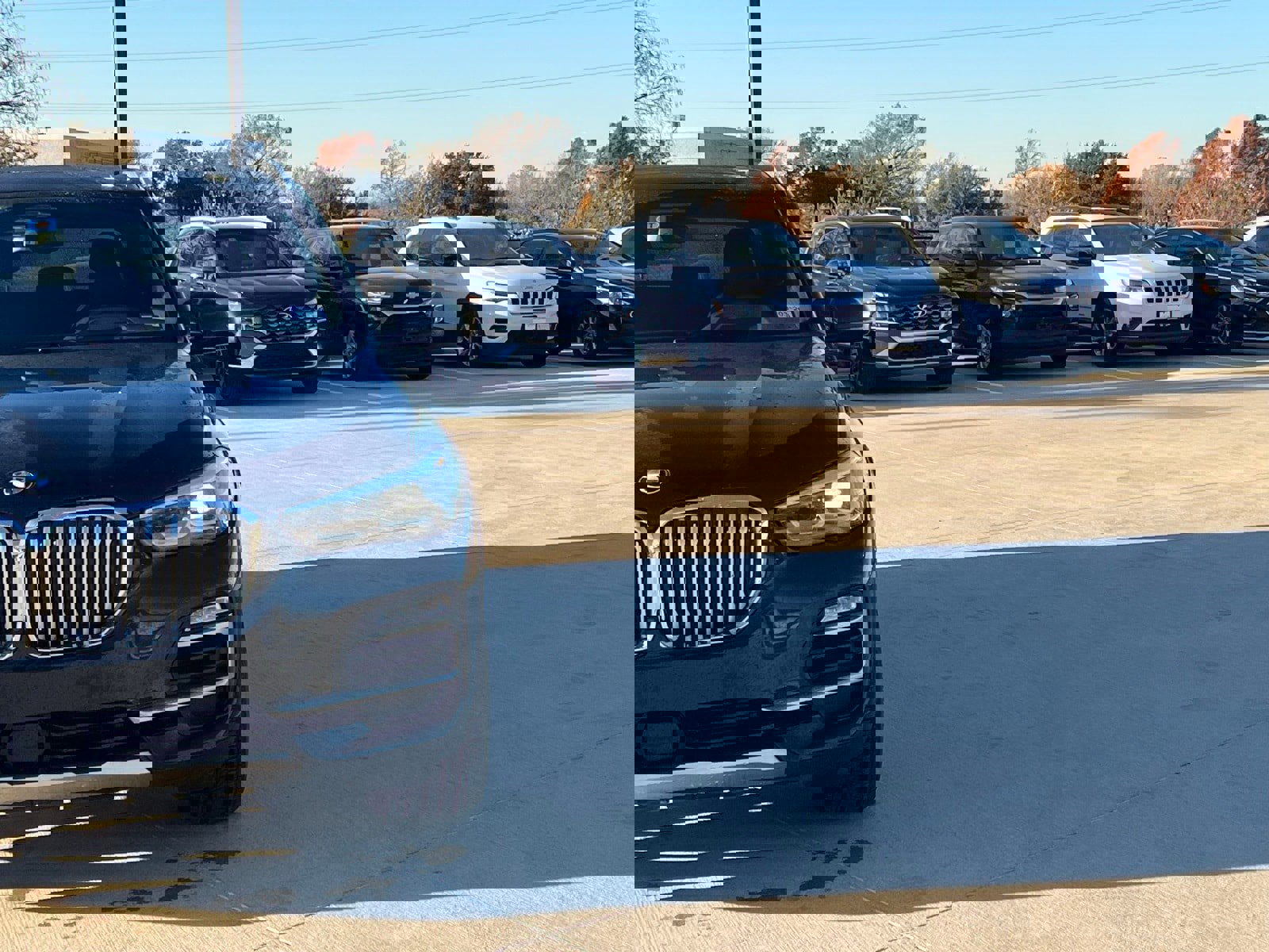 Used 2020 BMW X5 xDrive40i w/ Premium Package image 3