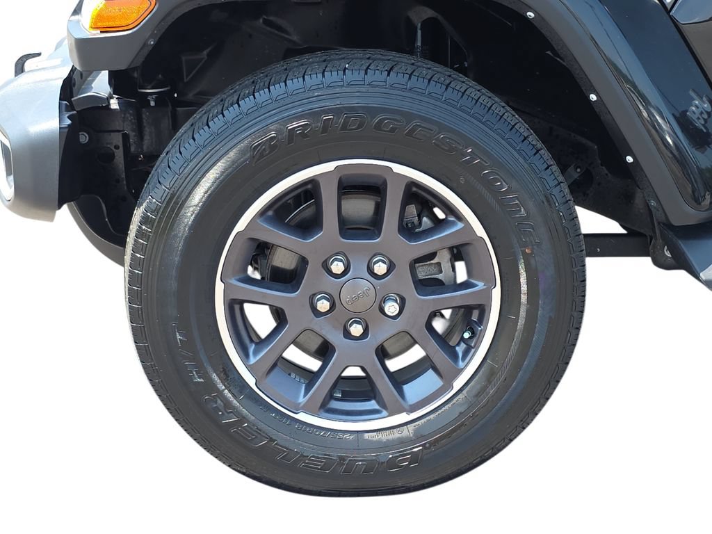 Used 2023 Jeep Gladiator Overland AWD/4WD image 31