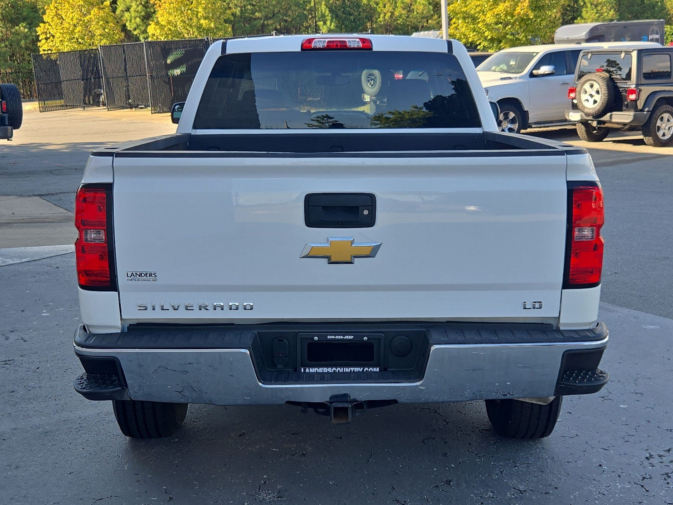 Used 2019 Chevrolet Silverado 1500 LT AWD/4WD image 6