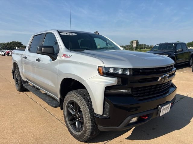 Used 2019 Chevrolet Silverado 1500 LT Trail Boss AWD/4WD image 1