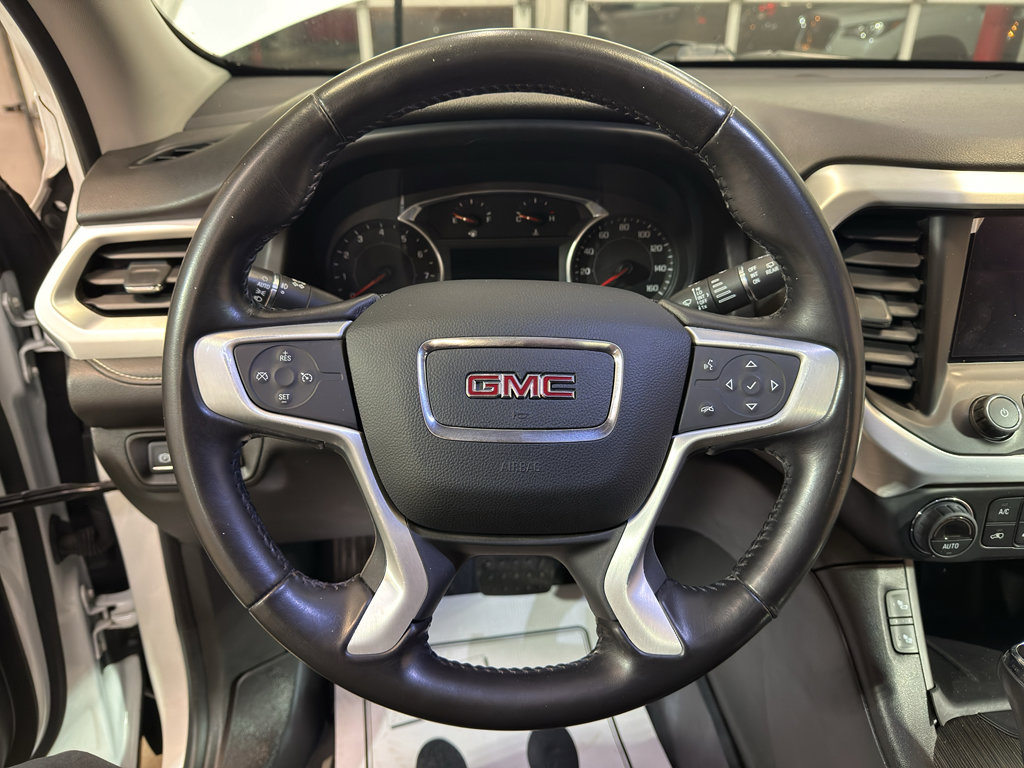 Used 2019 GMC Acadia SLT w/ Black Edition AWD/4WD image 17