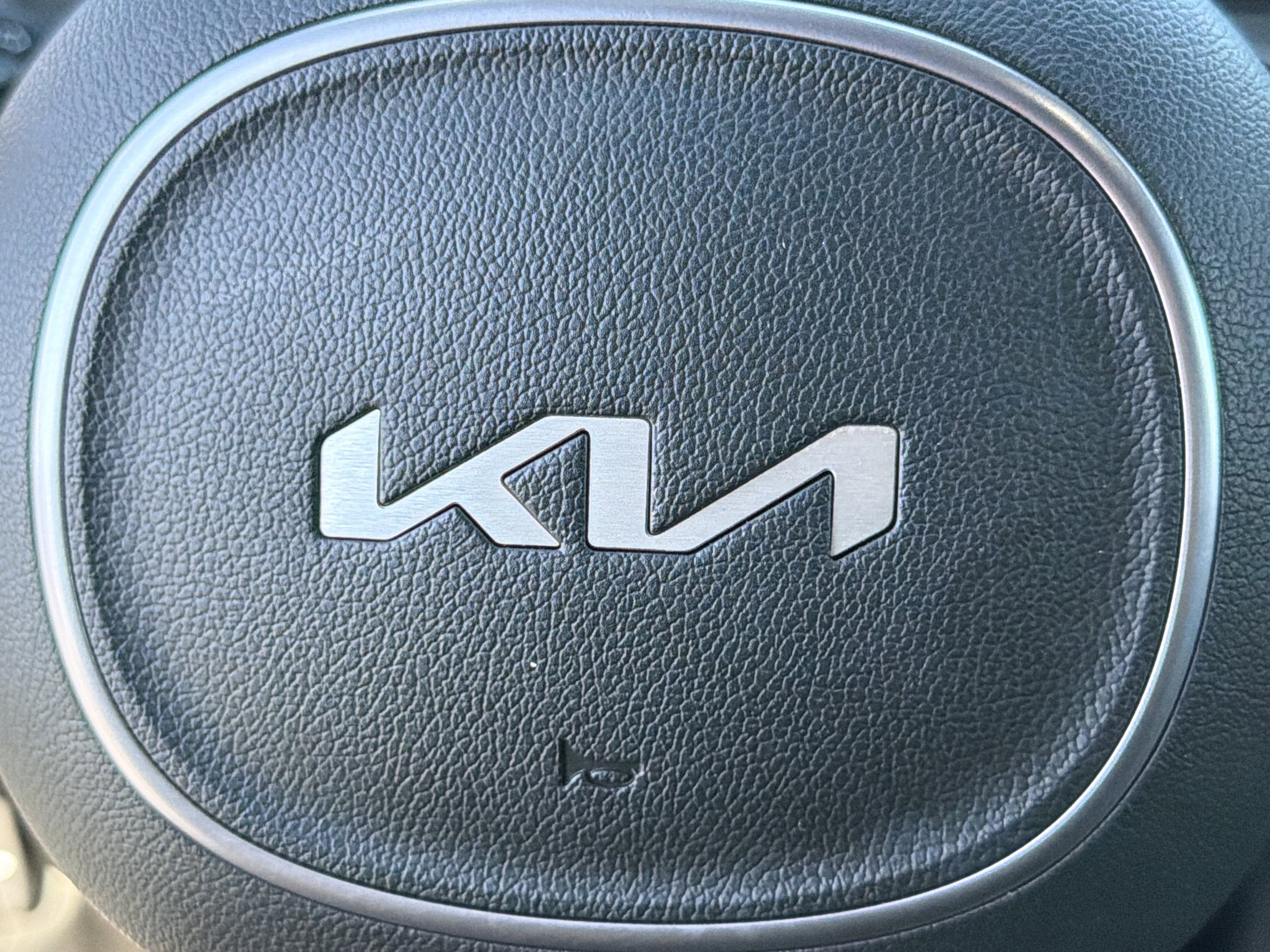 Used 2024 Kia Sorento SX Prestige w/ Sage Leather Package image 24