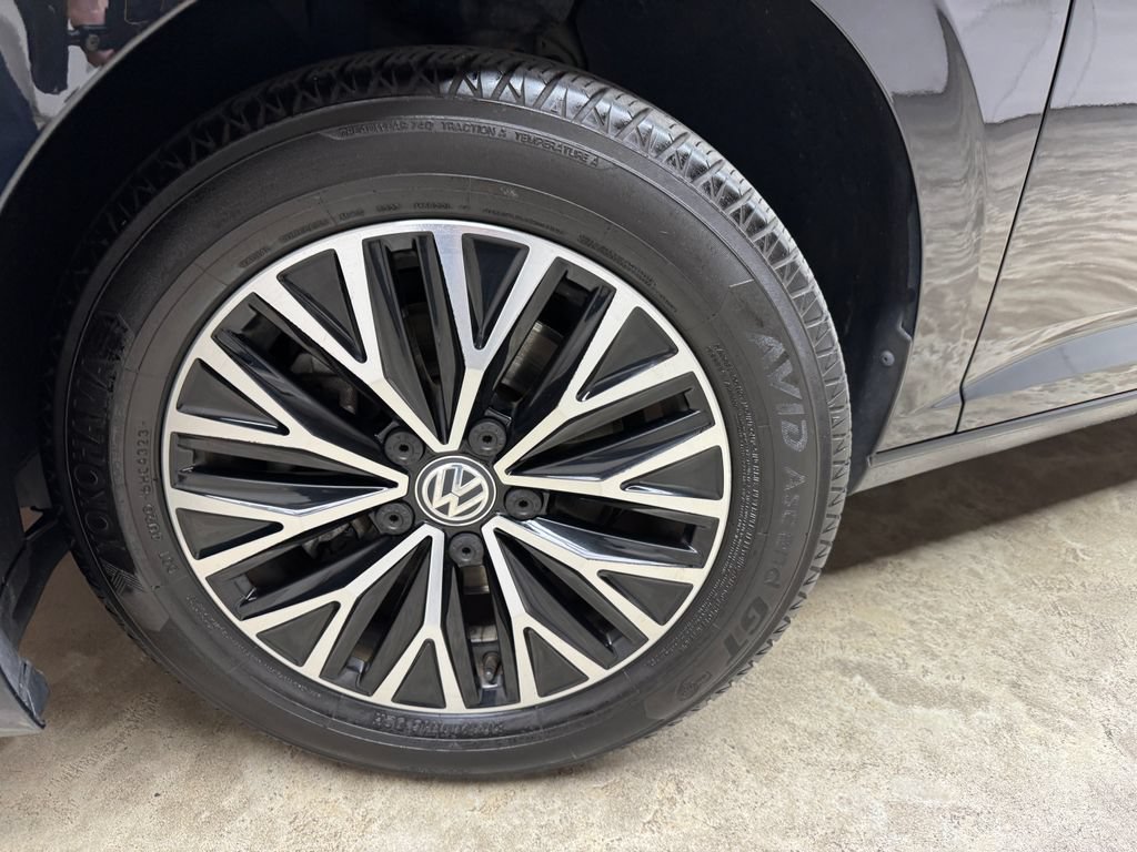 Used 2019 Volkswagen Jetta SEL w/ Cold Weather Package FWD image 28