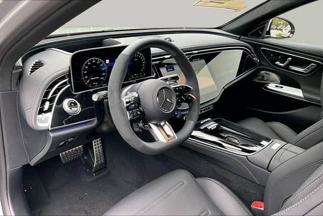 New 2026 Mercedes-Benz E 53 AMG e 4MATIC Sedan image 8