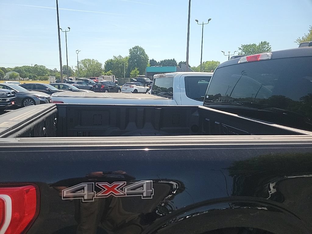 Used 2023 Ford F150 XLT AWD/4WD image 12