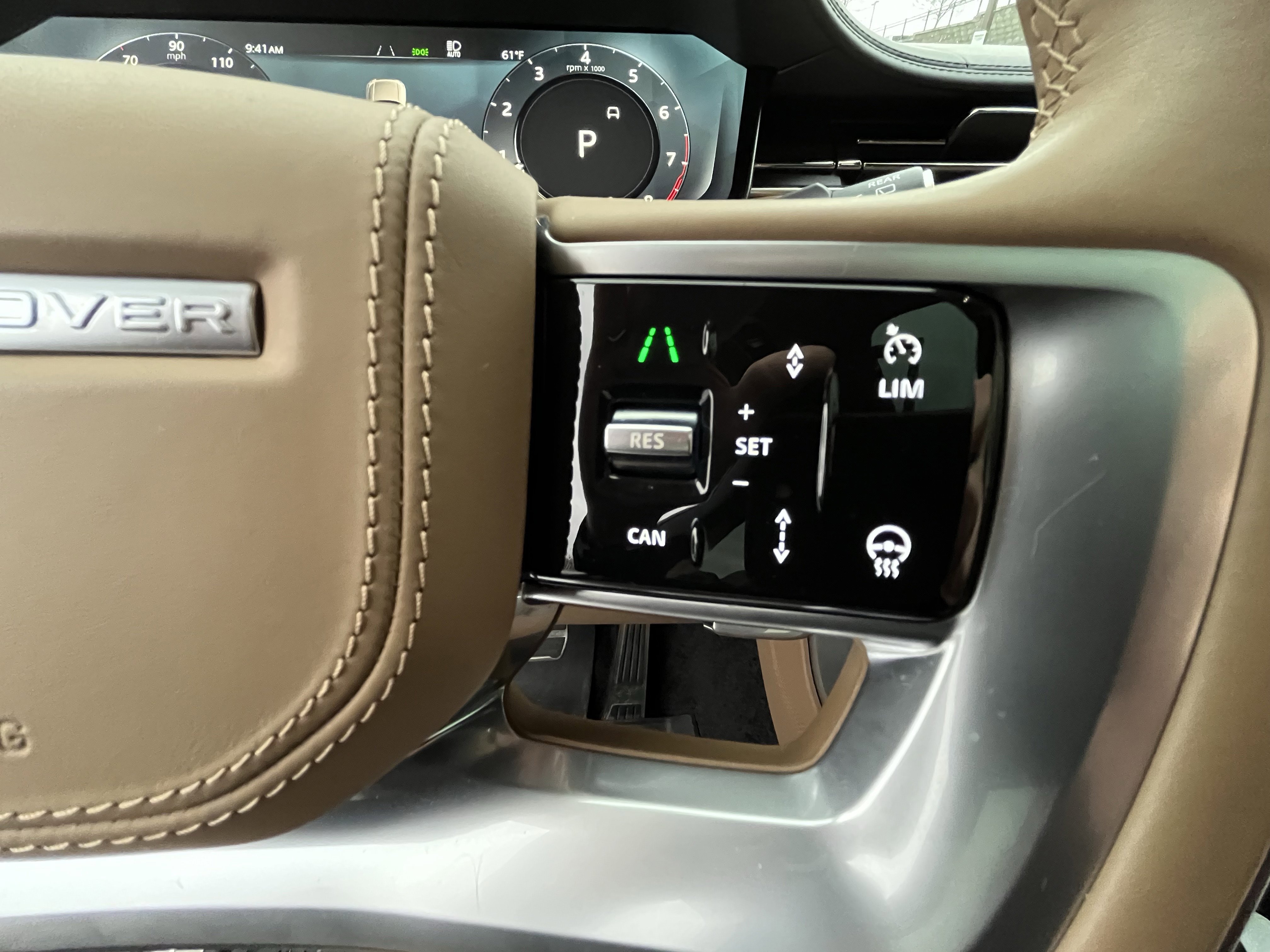 Used 2025 Land Rover Range Rover Long Wheelbase SE image 19