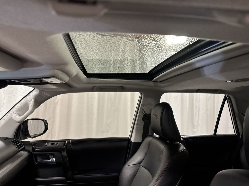 Used 2018 Toyota 4Runner TRD Off-Road Premium w/ Wilderness Package image 30