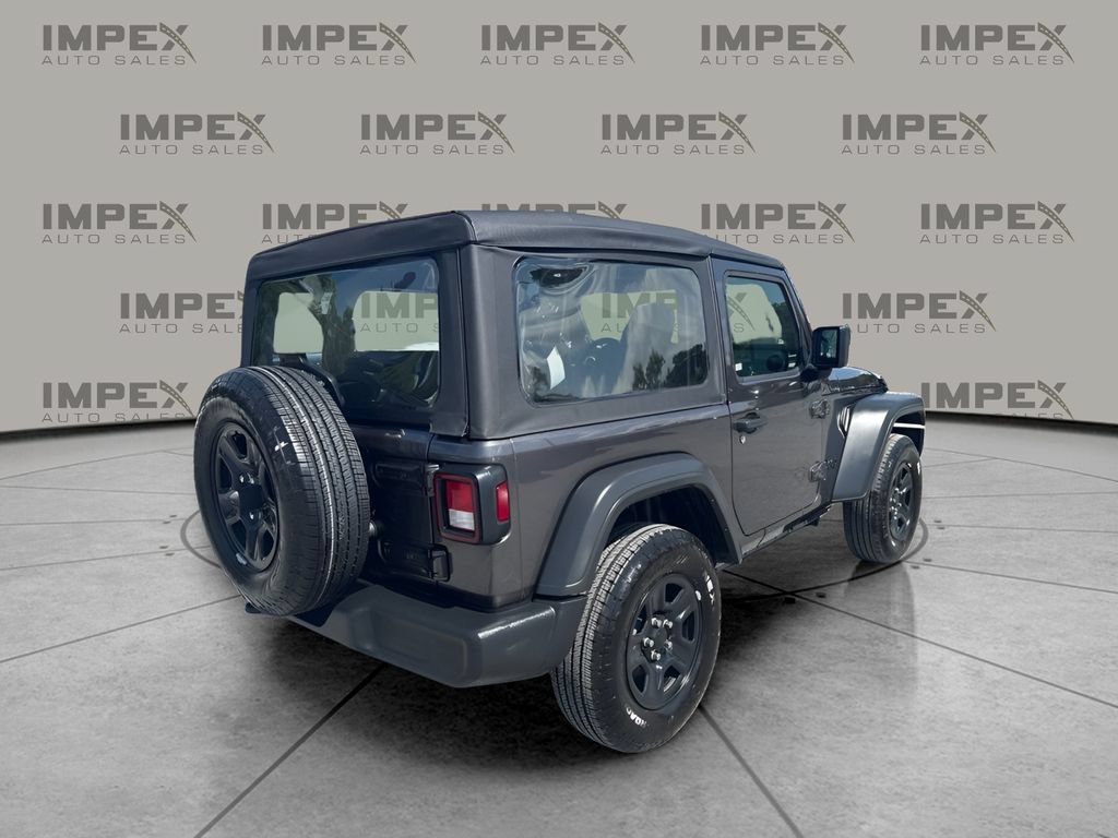 Used 2025 Jeep Wrangler Sport AWD/4WD image 3