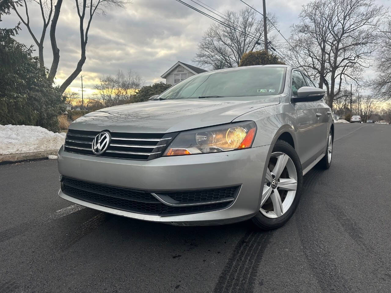 Used 2012 Volkswagen Passat 2.5 SE FWD image 2