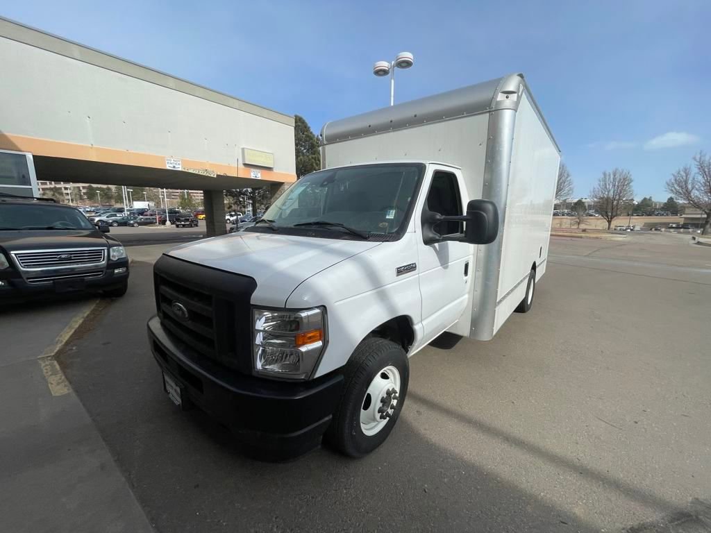 New 2024 Ford E-450 and Econoline 450 Super Duty w/ Driver's Safety Package image 3