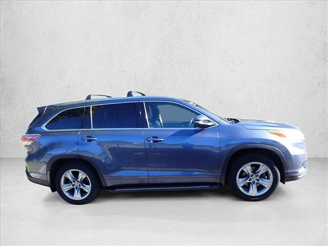 Used 2015 Toyota Highlander Limited Platinum AWD/4WD image 5
