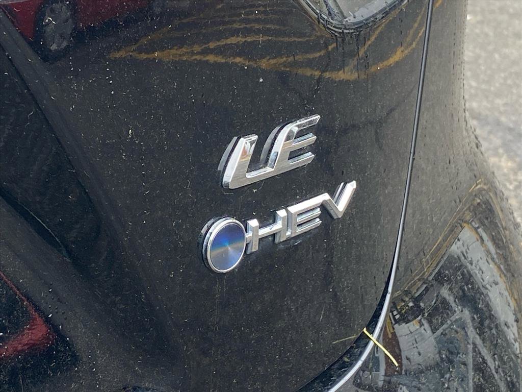 Used 2025 Toyota Corolla LE image 19