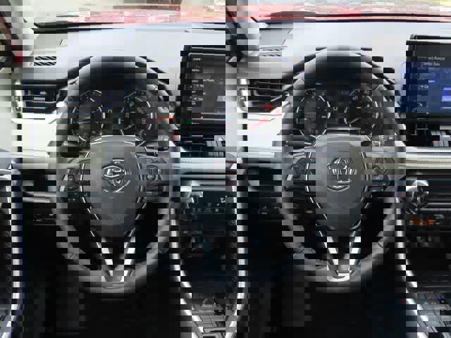 Used 2022 Toyota RAV4 XLE w/ Convenience Package image 17