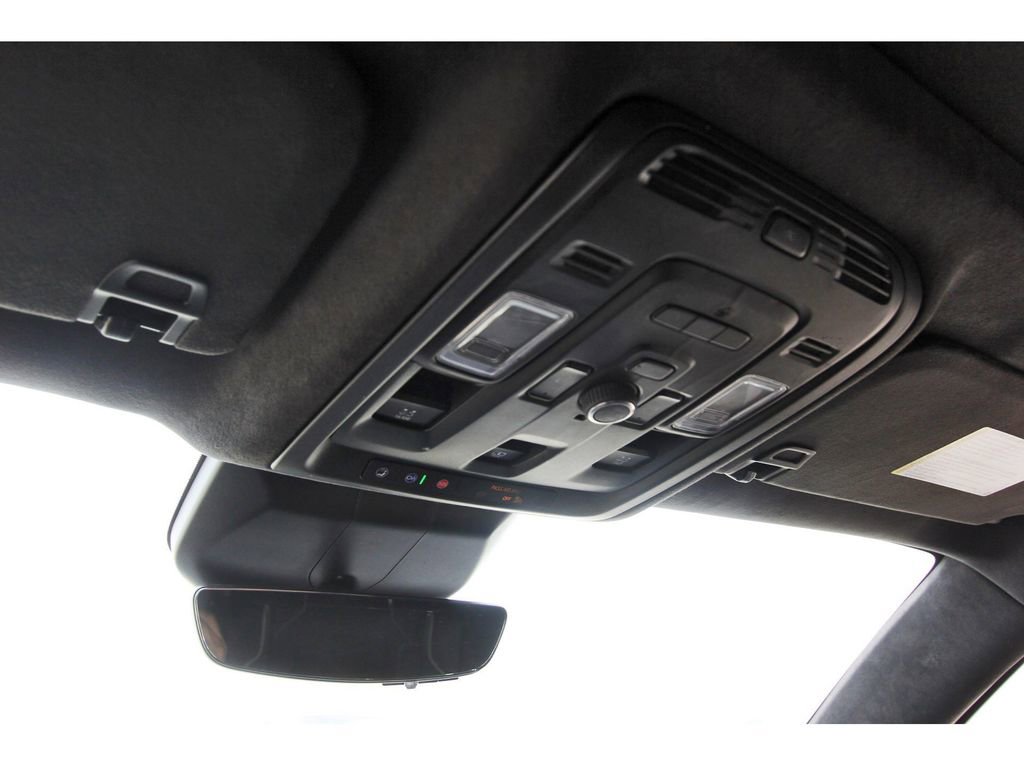 Certified 2024 Cadillac Escalade Sport Platinum w/ LPO, ONYX Package image 28