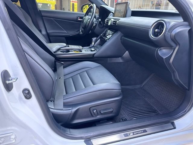 Used 2021 Lexus IS 350 F Sport RWD image 14