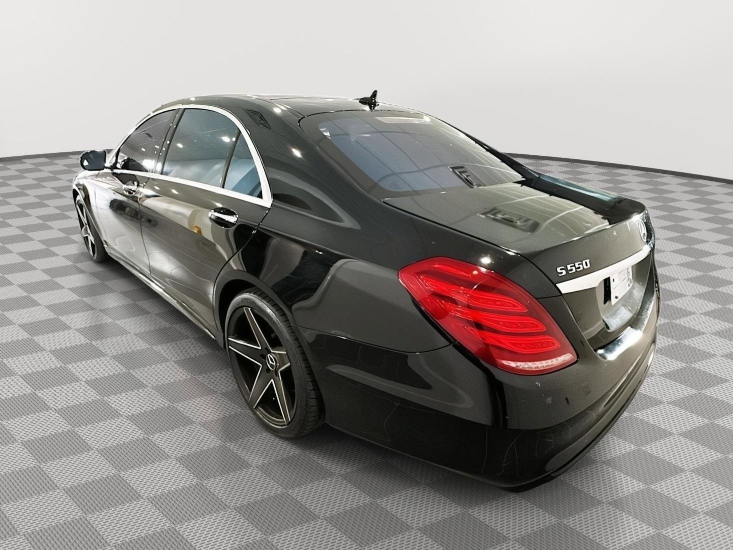Used 2014 Mercedes-Benz S 550 Sedan image 3